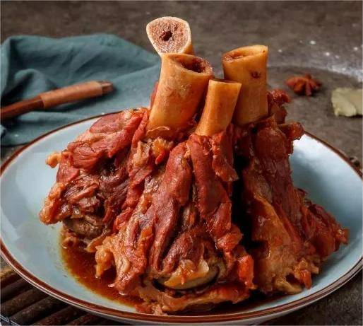 Braised Pork Bone with Soy Sauce /酱棒骨